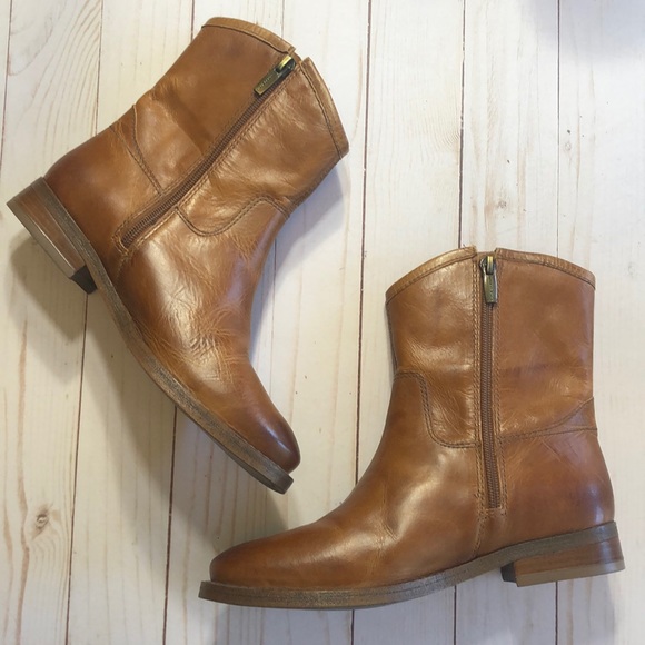 Vince Camuto Cognac Payatt Booties - 6.5 - Picture 4 of 8